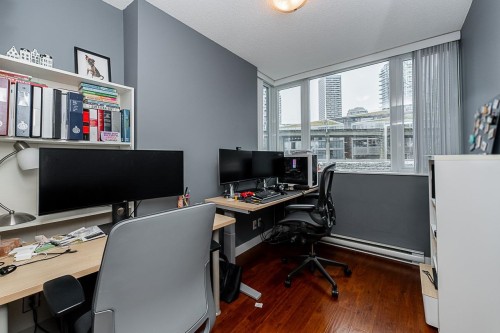 301-583 Beach Crescent, Vancouver, BC 
