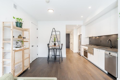 311-83 Moody Street, Port Moody, BC 