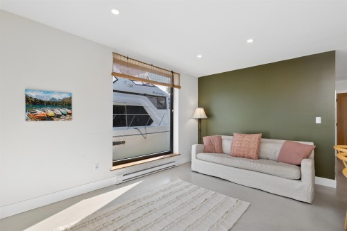 4345 River Road W, Ladner, BC 