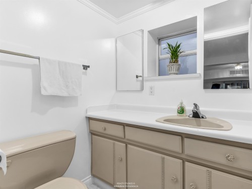 583 18Th Avenue W, Vancouver, BC 