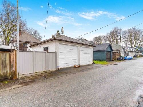 583 18Th Avenue W, Vancouver, BC 