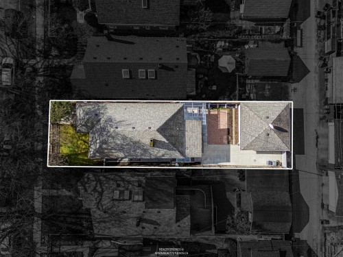 583 18Th Avenue W, Vancouver, BC 