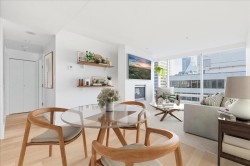 2206-1111 Alberni Street  Vancouver, BC V6E 4V2