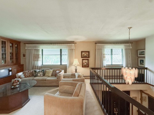 6816 Ontario Street, Vancouver, BC 