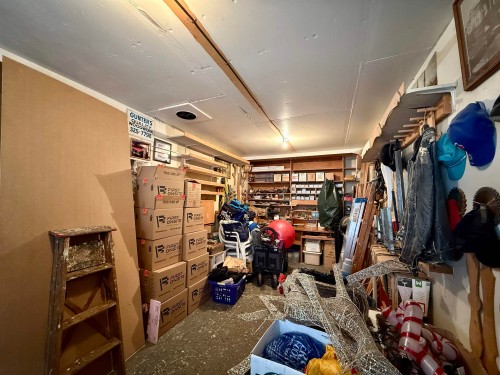 6816 Ontario Street, Vancouver, BC 