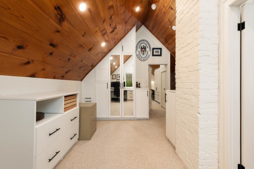 170 10Th Avenue W, Vancouver, BC 