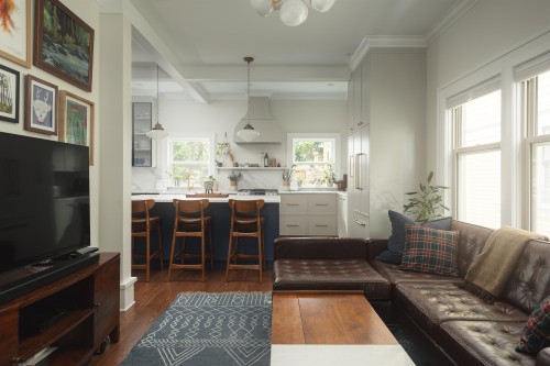 170 10Th Avenue W, Vancouver, BC 