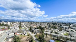 2108-7303 Noble Lane  Burnaby, BC V3N 0H2