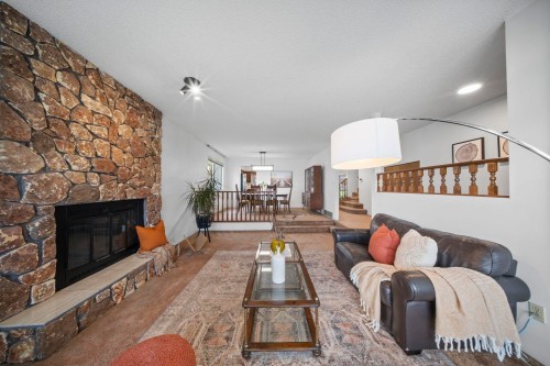 1940 Leacock Street  Port Coquitlam, BC V3C 4V4