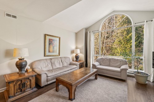 309-19142 122 Avenue  Pitt Meadows, BC V3Y 2P9