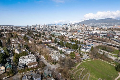 2412 St. Catherines Street, Vancouver, BC 