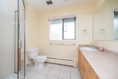 775 Southborough Drive, West Vancouver, BC 