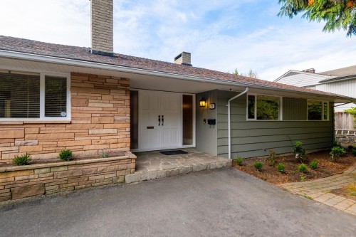 775 Southborough Drive, West Vancouver, BC 