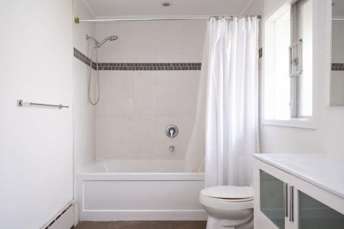 775 Southborough Drive, West Vancouver, BC 