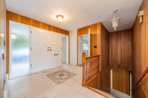 775 Southborough Drive, West Vancouver, BC 