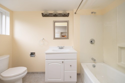 775 Southborough Drive, West Vancouver, BC 