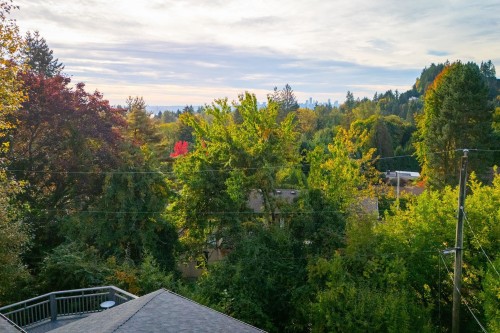 775 Southborough Drive, West Vancouver, BC 