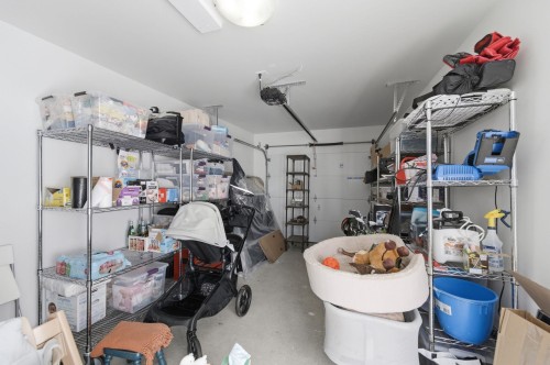 212 18Th Street E, North Vancouver, BC 