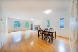 Upper-4533 W 16th Ave Vancouver, BC V6R 3E8