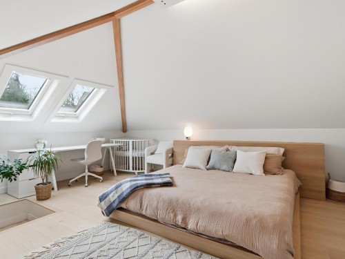 2224 Victoria Drive, Vancouver, BC 