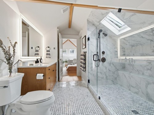 2224 Victoria Drive, Vancouver, BC 