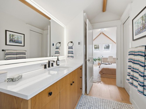 2224 Victoria Drive, Vancouver, BC 