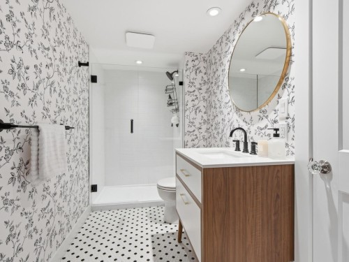 2224 Victoria Drive, Vancouver, BC 