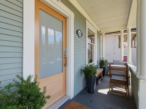 2224 Victoria Drive, Vancouver, BC 