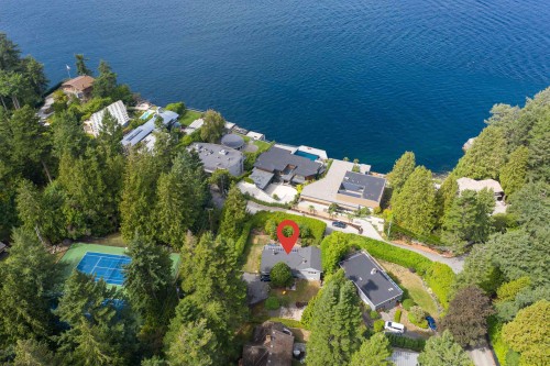 7195 Rockland Wynd  West Vancouver, BC V7W 2L2