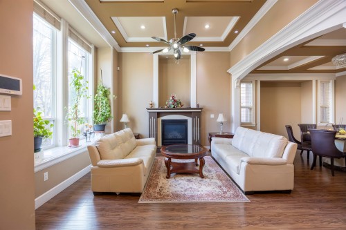 7851 Canada Way, Burnaby, BC 