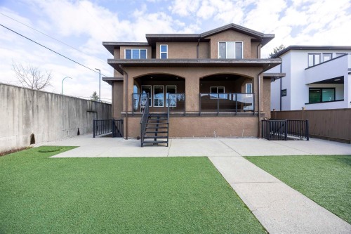 7851 Canada Way, Burnaby, BC 