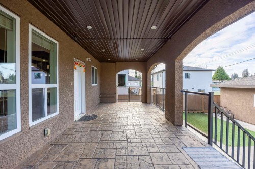 7851 Canada Way, Burnaby, BC 