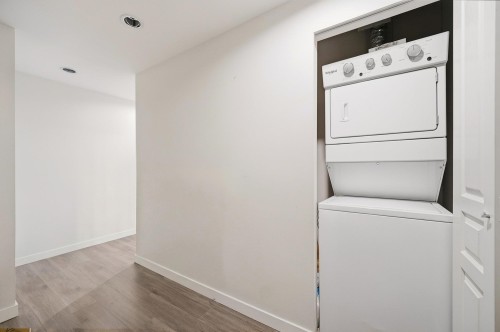 1403-3100 Windsor Gate, Coquitlam, BC 