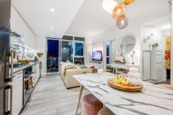 411-3581 Kent Avenue North E Vancouver, BC V5S 0H6