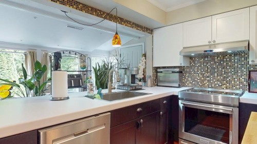 7781 Hart Road, Halfmoon Bay, BC 