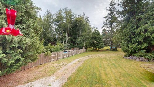 7781 Hart Road, Halfmoon Bay, BC 