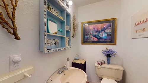 7781 Hart Road, Halfmoon Bay, BC 