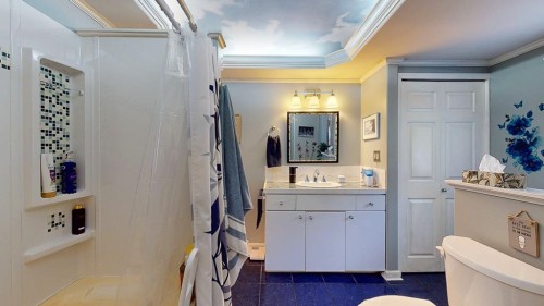 7781 Hart Road, Halfmoon Bay, BC 