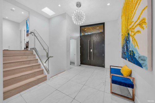 475 Newlands Road, West Vancouver, BC 