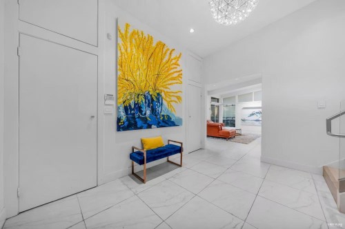 475 Newlands Road, West Vancouver, BC 