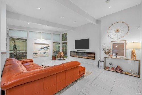 475 Newlands Road, West Vancouver, BC 