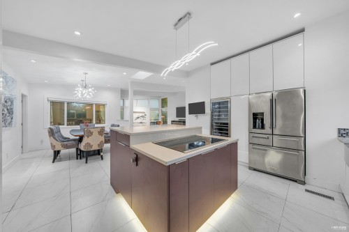 475 Newlands Road, West Vancouver, BC 