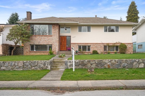 1743 Taralawn Court, Burnaby, BC 