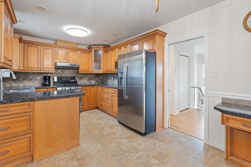 1743 Taralawn Court, Burnaby, BC 