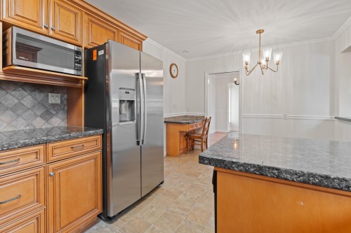 1743 Taralawn Court, Burnaby, BC 