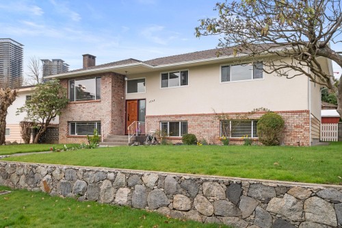 1743 Taralawn Court, Burnaby, BC 