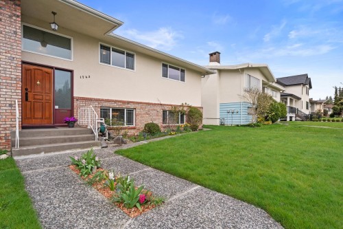 1743 Taralawn Court, Burnaby, BC 