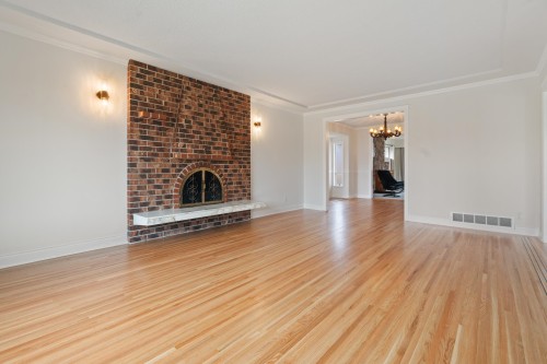1743 Taralawn Court, Burnaby, BC 