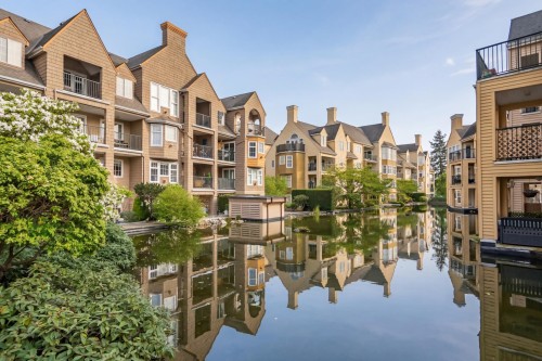 112-5518 14 Avenue  Delta, BC V4M 4E9