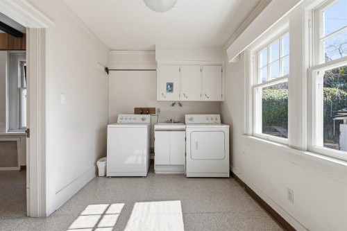 1570 36Th Avenue W, Vancouver, BC 